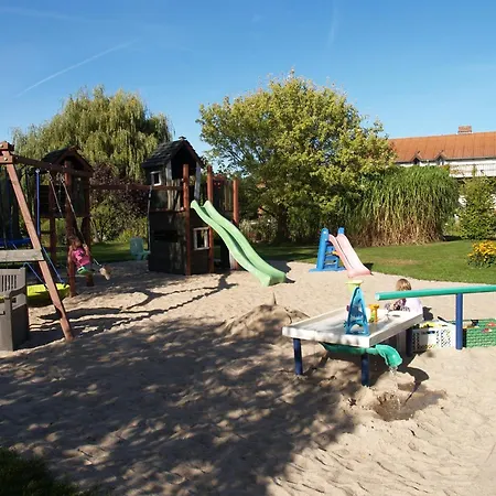 Tatil Evi Landhof Kuetzin 4 Meise